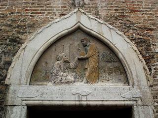 Paseando por el Sestiere de San Polo, de la Scuola dei Calegheri a la de San Rocco.