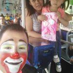 La historia del Chofer de autobús que regala sonrisas La historia del Chofer de autobús que regala sonrisas
