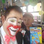 La historia del Chofer de autobús que regala sonrisas La historia del Chofer de autobús que regala sonrisas