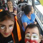 La historia del Chofer de autobús que regala sonrisas La historia del Chofer de autobús que regala sonrisas