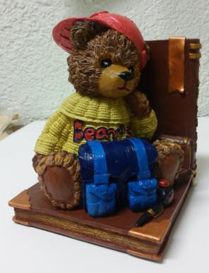 Soporte de libros osito estudiante Soporte de libros osito colegio de marmolina