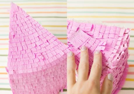 DIY piñata con forma de pastel de cumpleaños DIY piñata con forma de pastel de cumpleaños