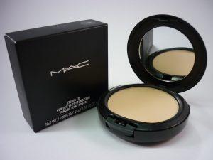 como usar protector solar sin que te brille el rostro maquillaje compacto studio fix de mac