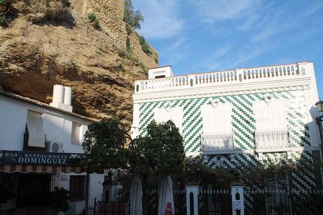 SETENIL DE LAS BODEGAS: LA SEDUCCIÓN COMIENZA POR EL NOMBRE SETENIL DE LAS BODEGAS: LA SEDUCCIÓN COMIENZA POR EL NOMBRE
