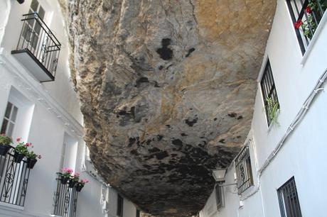 SETENIL DE LAS BODEGAS: LA SEDUCCIÓN COMIENZA POR EL NOMBRE SETENIL DE LAS BODEGAS: LA SEDUCCIÓN COMIENZA POR EL NOMBRE