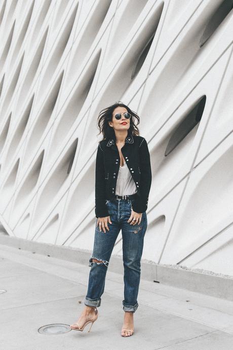 Downtown Sandro_Paris-Suede_Jacket-Citizen_OF_Humanity_Jeans-Raye_Sandals-The_Broad-Downtown_Los_Angeles-Outfit-Street_Style-30