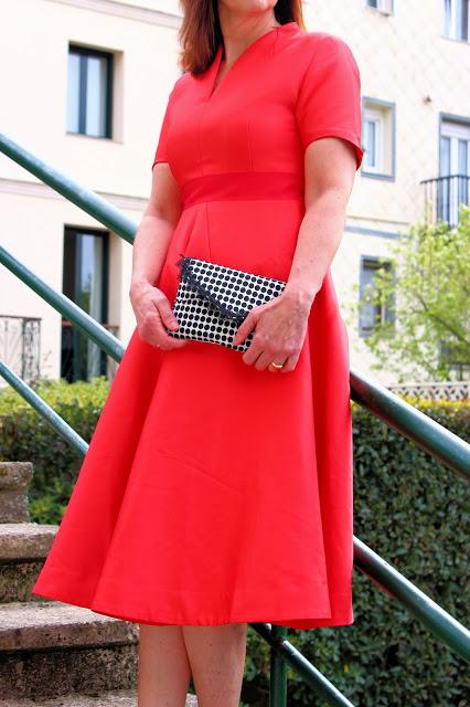MIS LOOKS - VESTIDO ROJO MIDI TERIA YABAR SANTANDER MIS LOOKS - VESTIDO ROJO MIDI TERIA YABAR SANTANDER