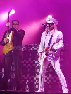 Lanzamiento: CHEAP TRICK Bang, Zoom, Crazy... Hello Lanzamiento: CHEAP TRICK Bang, Zoom, Crazy... Hello