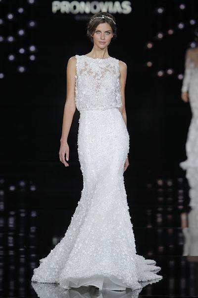 Vestido de novia Pronovias 2017 - Foto: Barcelona Bridal Fashion Week