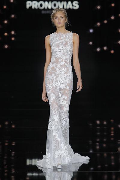 Vestido de novia Pronovias 2017 - Foto: Barcelona Bridal Fashion Week