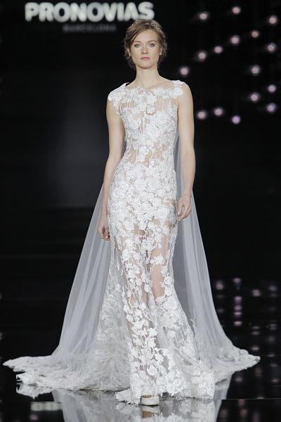 Vestido de novia Pronovias 2017 - Foto: Barcelona Bridal Fashion Week