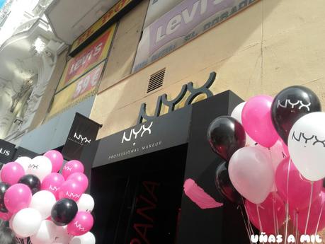 Inauguración NYX Gran Vía uñas_a_mil_blog_inauguración_apertura_tienda_nyx_gran_vía_madrid_españa_esmalte_labial_matte_jumbo eye_blush (2)