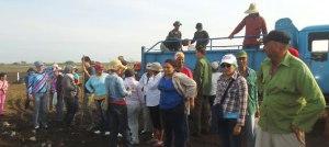 trabajadores-finca-moviliza