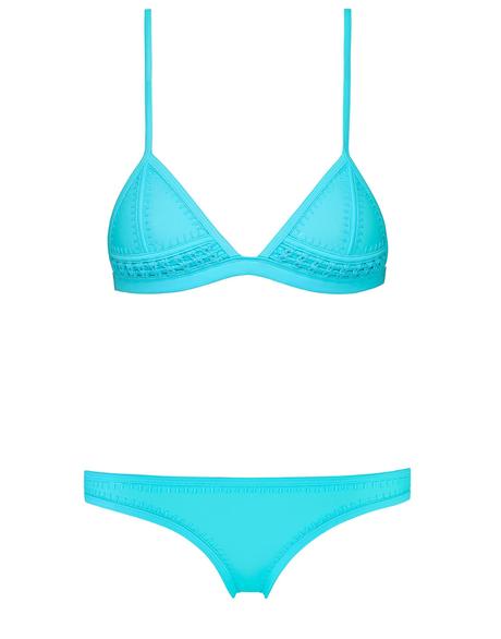 SUMMER IN LOVE WITH TRIANGL SUMMER IN LOVE WITH TRIANGL