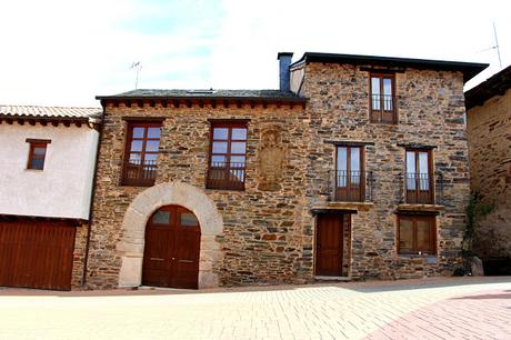 Villar de los Barrios. Ponferrada. León