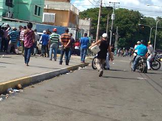 CONATO DE SAQUEO EN EL TOCUYO