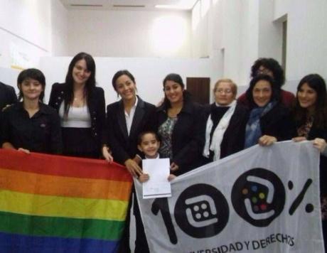 Argentina. Dos mamás legales para Julian. f620x480-280891_323423_2