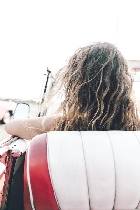 On the Road To Varadero Cuba-Varadero-Vintage_Car-Silver_Dress-Floral_Scarf-Isabel_Marant_Sandals-Outfit-COllage_On_The_Road-11