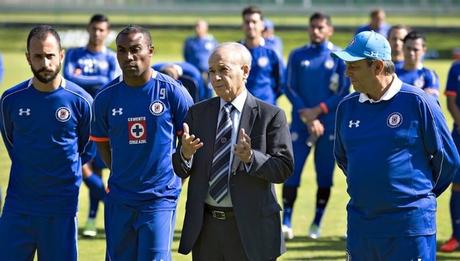 Billy Álvarez puede dejar el Cruz Azul