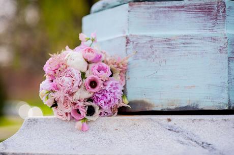 Elegir la floristería que hará los adornos florales del enlace - Foto: www.weddingwire.com