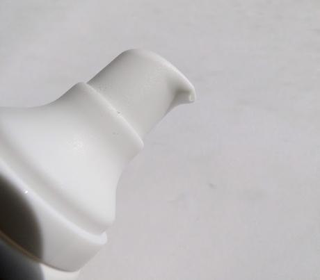 Anthelios XL Anti Brillos, alta protección con color. Anthelios XL Anti Brillos, alta protección con color.