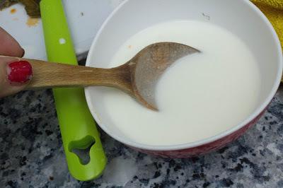 Redondo de ternera en salsa de verduras con patatas al horno Redondo de ternera en salsa de verduras con patatas al horno