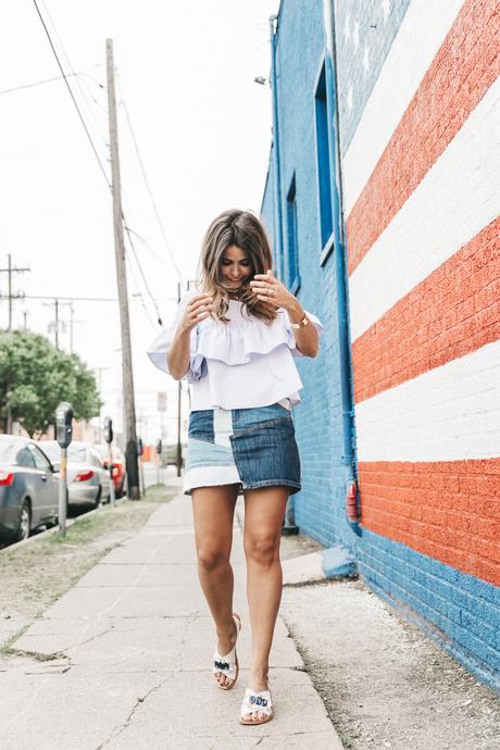FLAG Patchwork_Denim_Skirt-Off_Shoulders-Assymetric_Top-Stripes-Marni_Sandals-Outfit-Dallas-49