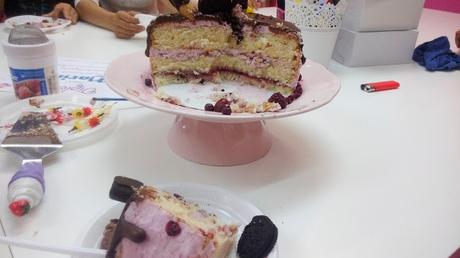 DRIP CAKE FRUTOS DEL BOSQUE