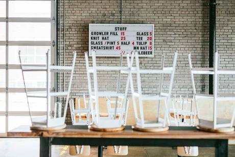 Antes-después: restaurante cañero con aire industrial