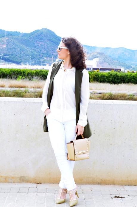 Blanco y caqui_Outfit_Mivestidoazul (7)