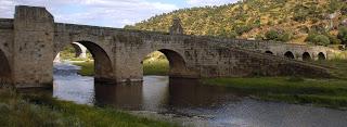 Imagen del mes: Puente sobre el río Almonte, en Jaraicejo