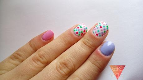 DOT MANICURE