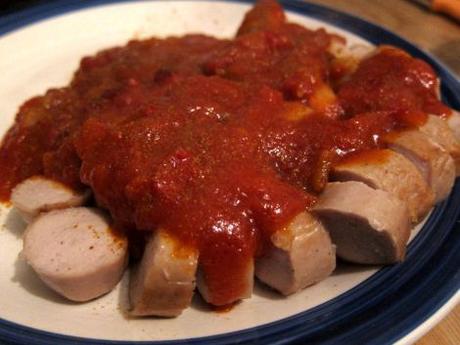 Currywurst casero y patatas fritas al estilo alemán currywurst-casero-con-patatas-fritas-estilo-aleman-10