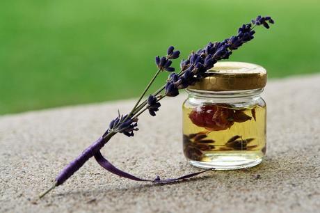 Mucho se ha dicho ya sobre los aceites esenciales y segur... Mucho se ha dicho ya sobre los aceites esenciales y segur...