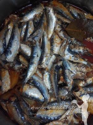 Guiso de xoubas (sardinillas) con patatas Guiso de xoubas (sardinillas) con patatas
