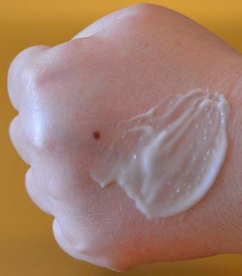 Mi primer contacto con PAYOT: Hydra24+ y Les Démaquillantes Mi primer contacto con PAYOT: Hydra24+ y Les Démaquillantes