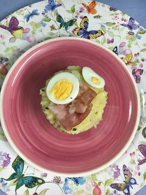 Patatas Al Mortero Con Bacon Y Huevo Patatas Al Mortero Con Bacon Y Huevo