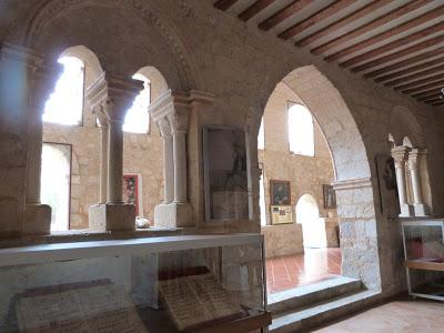 Burgos (Caleruega)  IGLESIA DE SAN SEBASTIÁN  Y MONASTERIO DE SANTO DOMINGO