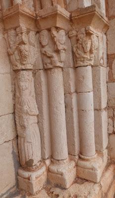 Burgos (Revilla Cabriada) IGLESIA DE SANTA ELENA