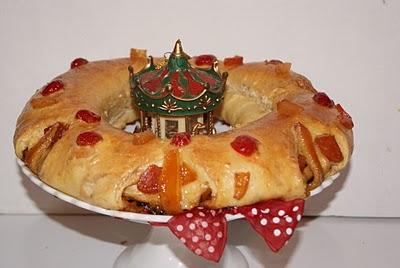 Roscón de Reyes o Rósca de Reyes Roscón de Reyes o Rósca de Reyes