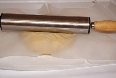 Roscón de Reyes o Rósca de Reyes Roscón de Reyes o Rósca de Reyes