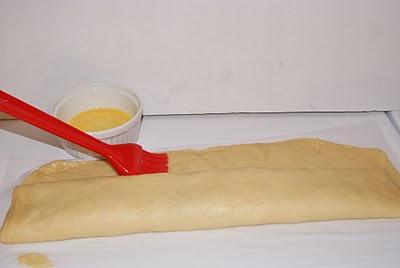 Roscón de Reyes o Rósca de Reyes Roscón de Reyes o Rósca de Reyes