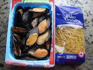 FIDEOS CON MEJILLONES FIDEOS CON MEJILLONES