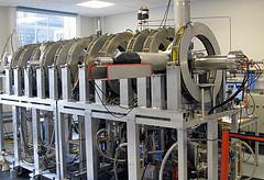 El positronio neutro dispersa como una partícula cargada Línea de haz de positrones