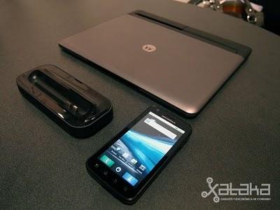 Motorola Atrix 4G, mucho más que un móvil
