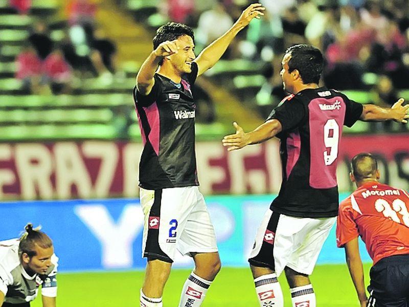 San Lorenzo derrotó a Independiente en la vuelta del fútbol