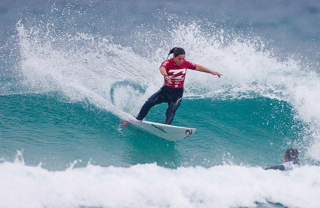 Tyler Wright prorroga su contrato con Rip Curl