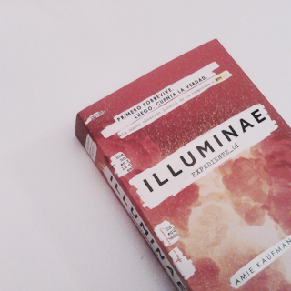 Reseña | Illuminae.