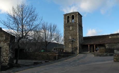 Escapada a los pueblos de arquitectura negra en Guadalajara arquitecturanegra1
