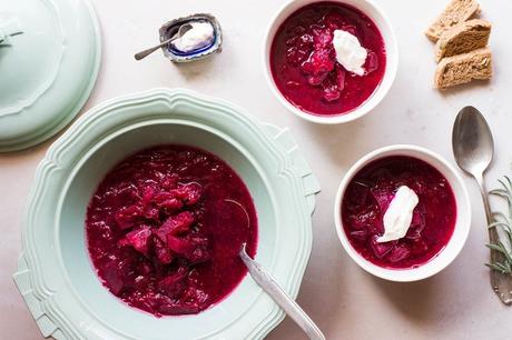 SOPA DE REMOLACHAS MODERNIZADA SOPA DE REMOLACHAS MODERNIZADA